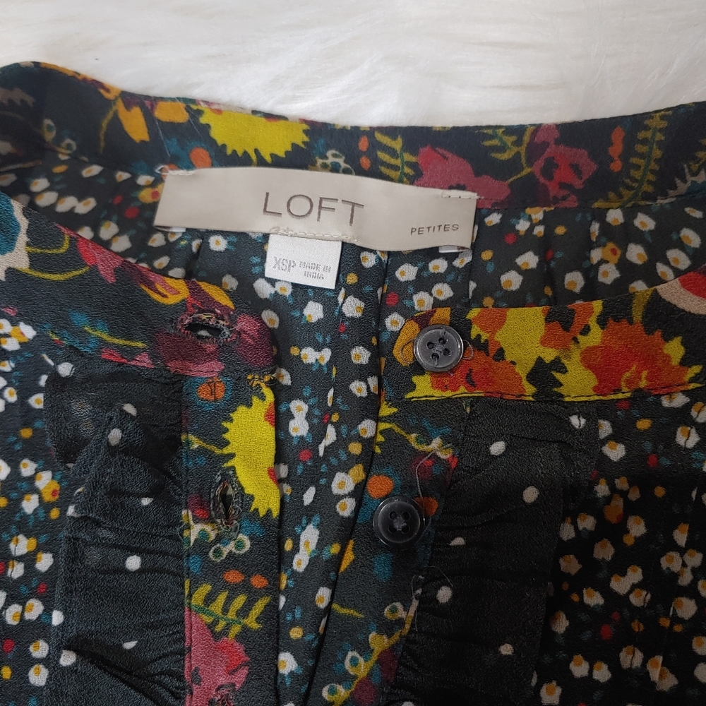 Loft Long Sleeve Shirt, size XS Petite - Picture 2 of 5